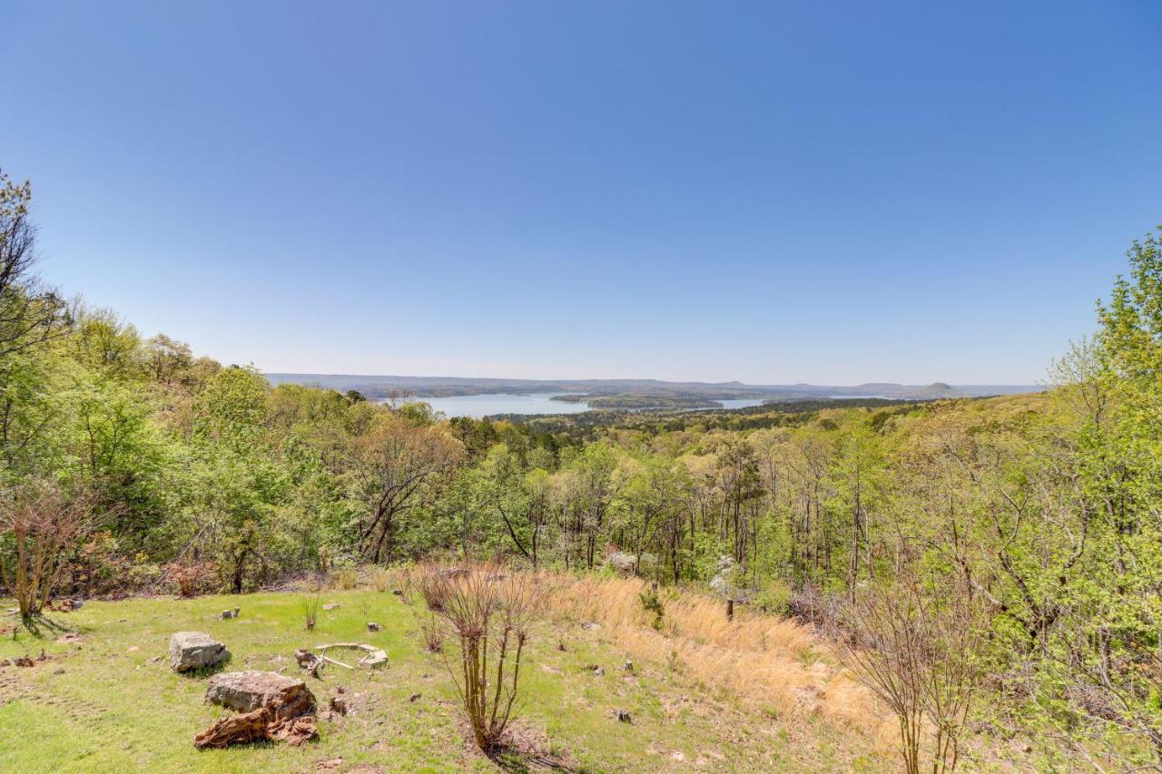 Charming Edgemont Home With Deck And Lake Views! Fairfield Bay ภายนอก รูปภาพ